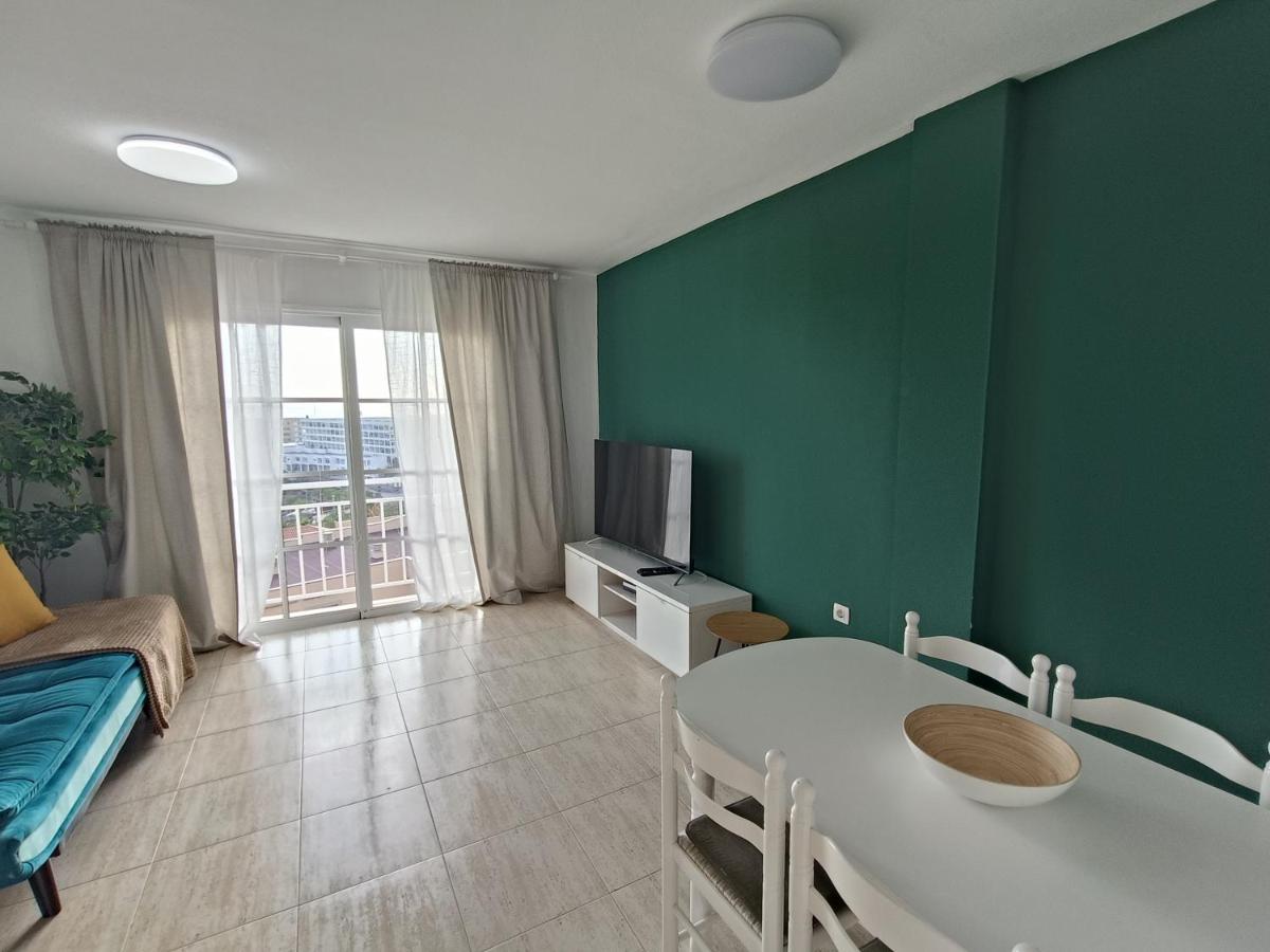 Apartamento Familiar Arcoiris Primera Linea De La Playa Callao Salvaje Exterior photo